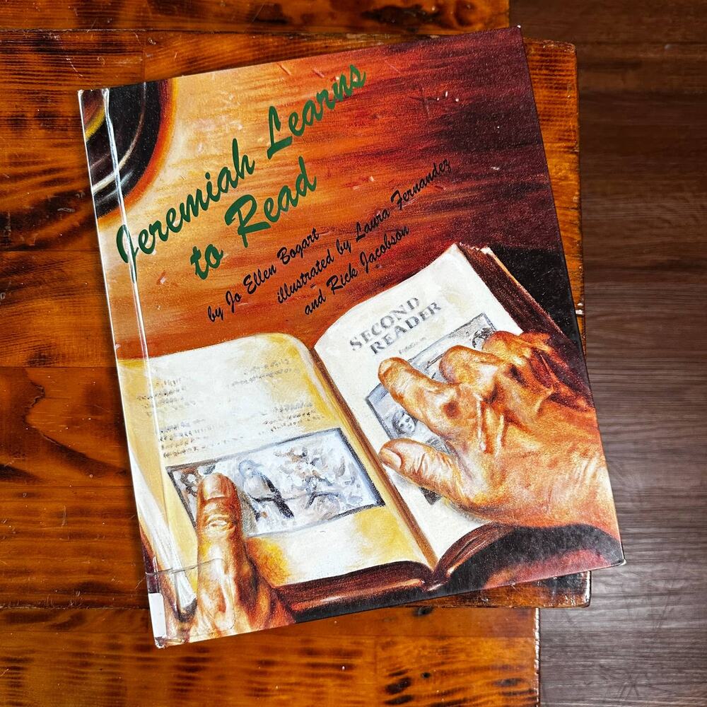 Vintage 1997 Jeremiah Learns To Read Paperback Book